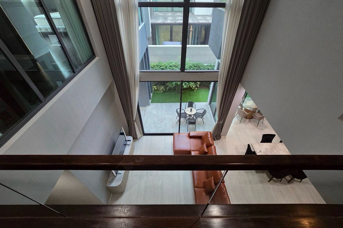 Luxury 3-Story Villa for Rent — The Gentry Pattanakarn 2