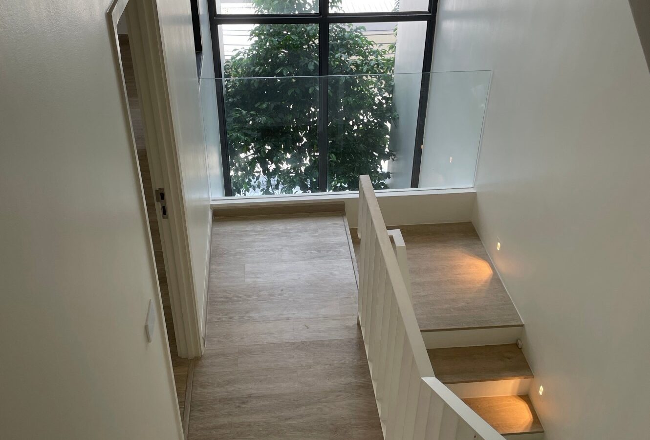 Luxury Home Office for Rent – ARKIN Vibhavadi 84