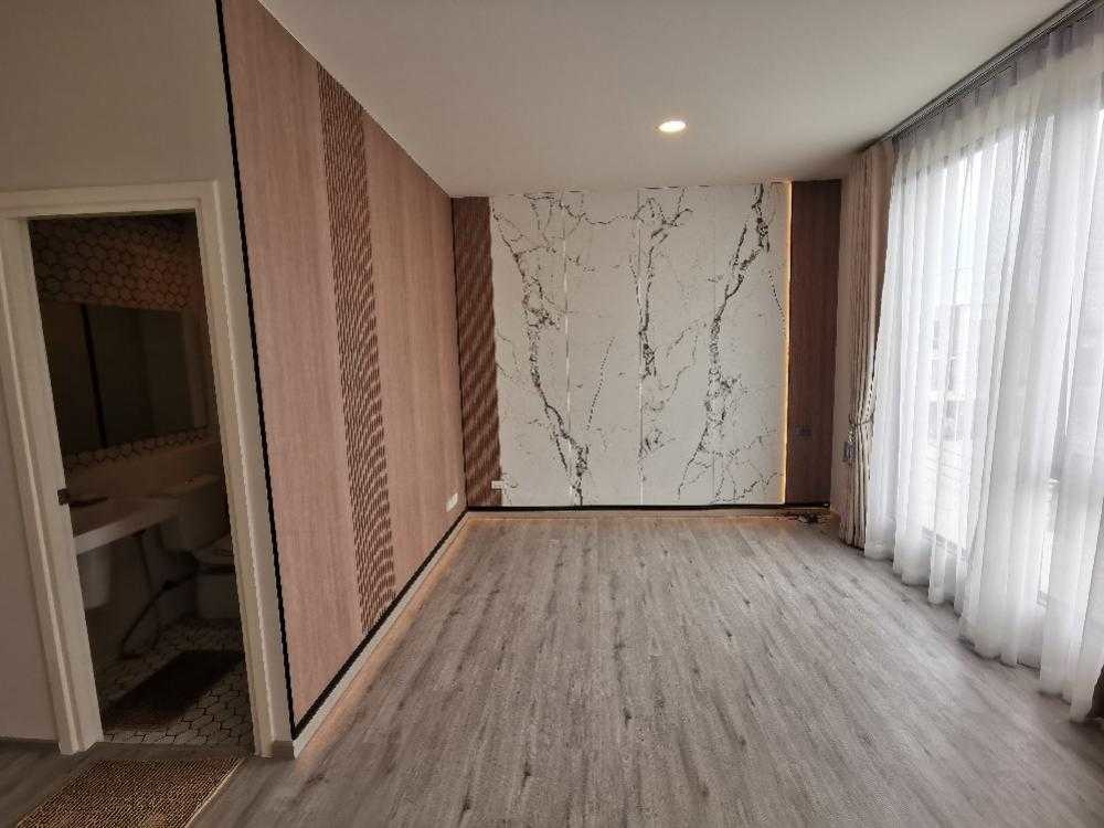 3-Story Townhome for Rent at KRAF Bangna by Altitude