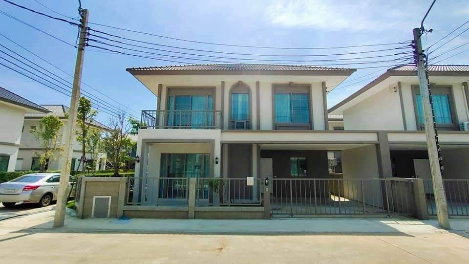 Semi-Detached House for Rent | Sena Village Wongwaen–Bangbuathong