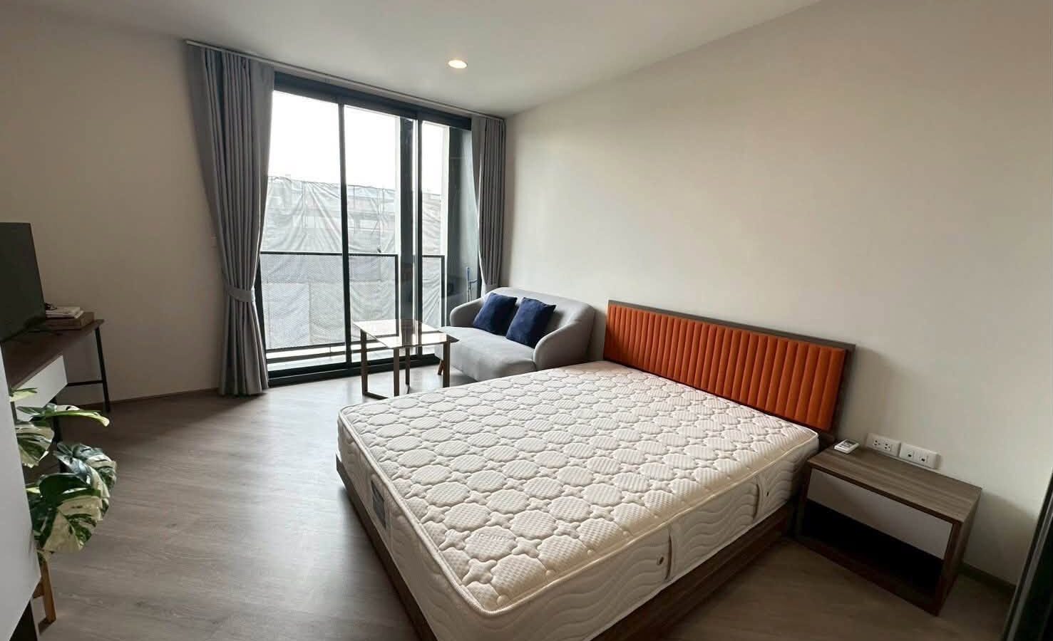 Condo for Sale – The Base Saphanmai | Next to BTS Sai Yud | Fully Furnished