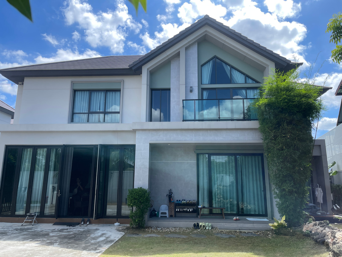 Luxury Detached House for Rent | Bangkok Boulevard Rama 5