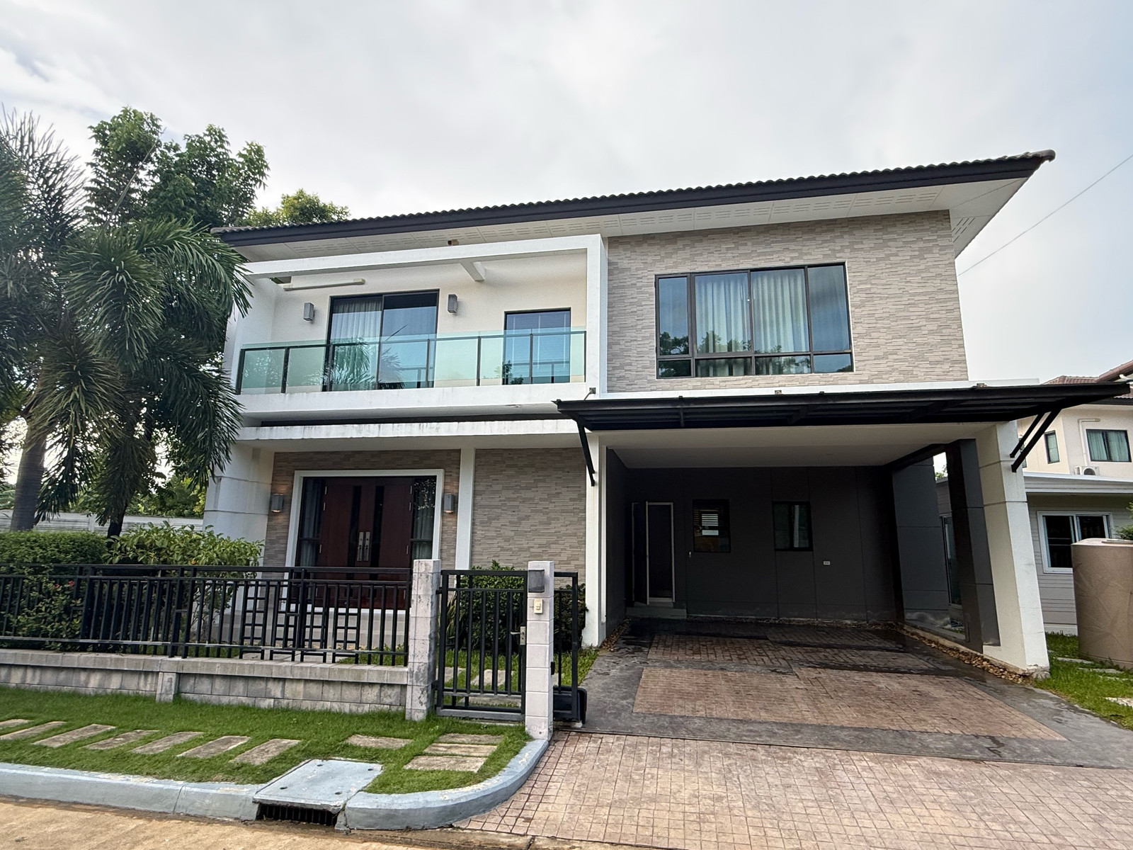 Luxury Detached House for Rent | The City Pattanakarn