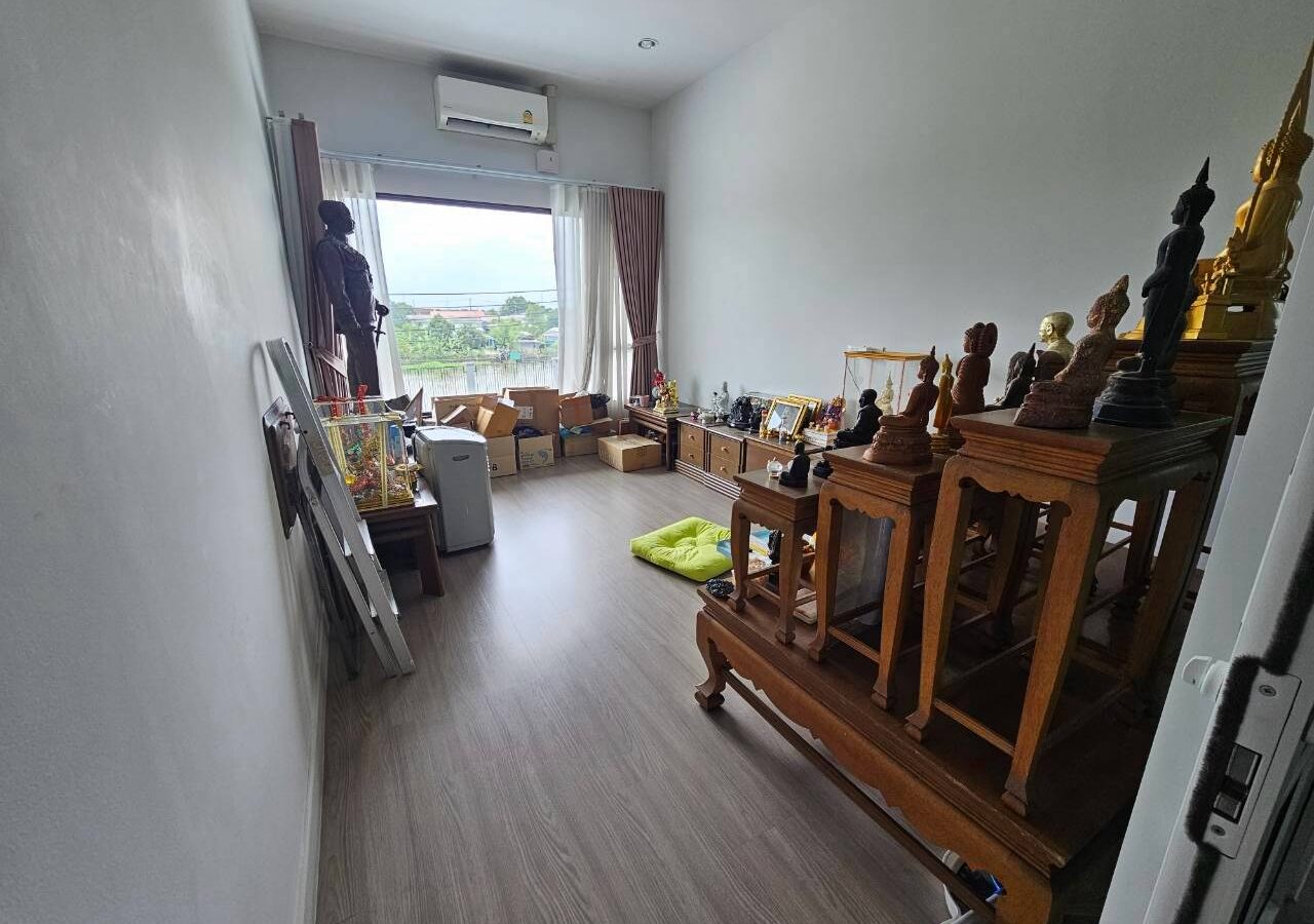 ขาย / ให้เช่า บ้านเดี่ยวหลังใหญ่ แปลงหัวมุม สราญสิริ รังสิต