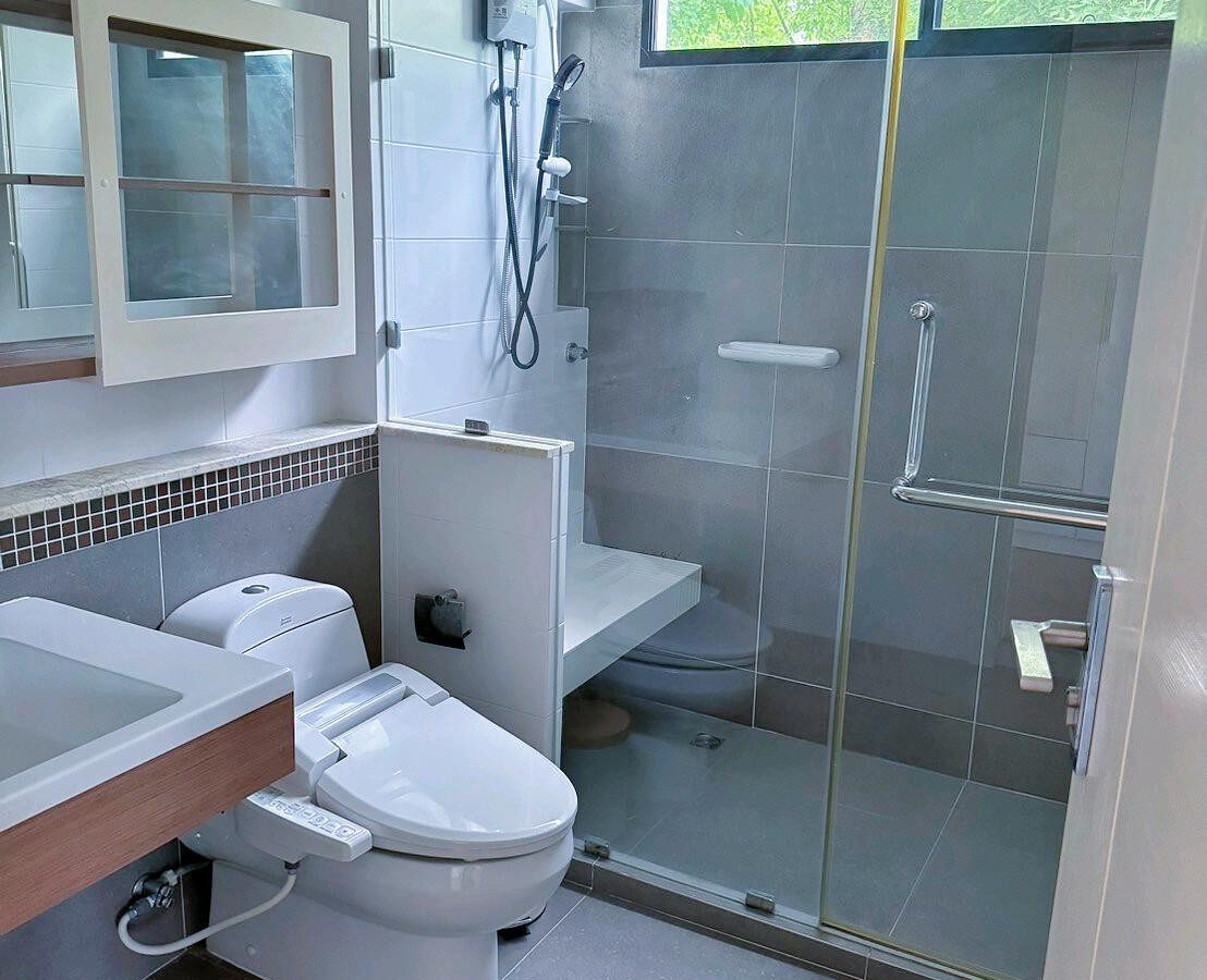 Detached House for Rent | Mantana Lake Watcharapol | Corner House in Lake Zone