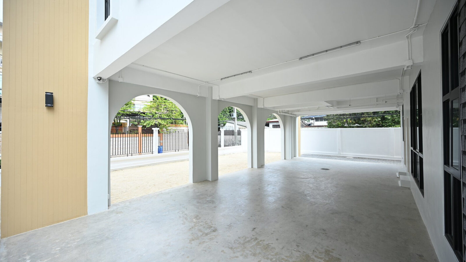 4-Storey Home Office for Rent | Na Nicha Huamak
