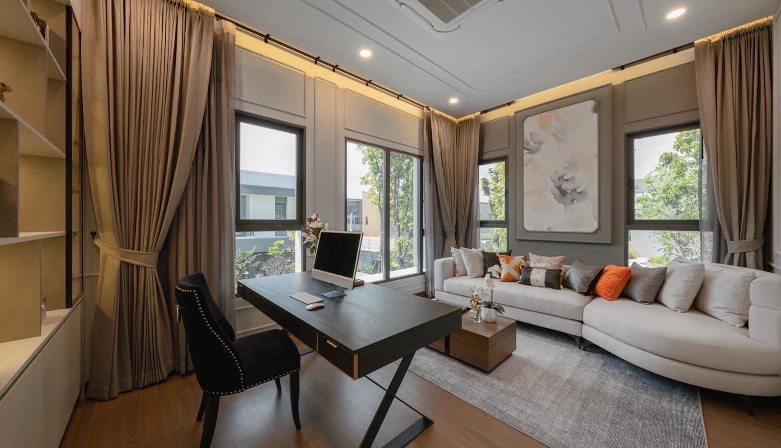 Luxury Detached House for Rent | The City Sukhumvit–On Nut | Spacious Outdoor Area