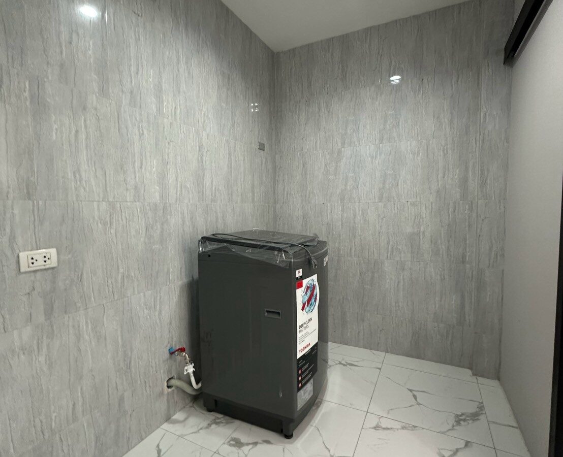 ให้เช่าทาวน์โฮม 3 ชั้น Siri House รัชดา 18 | ลาดพร้าว 80 เฟอร์ครบพร้อมอยู่