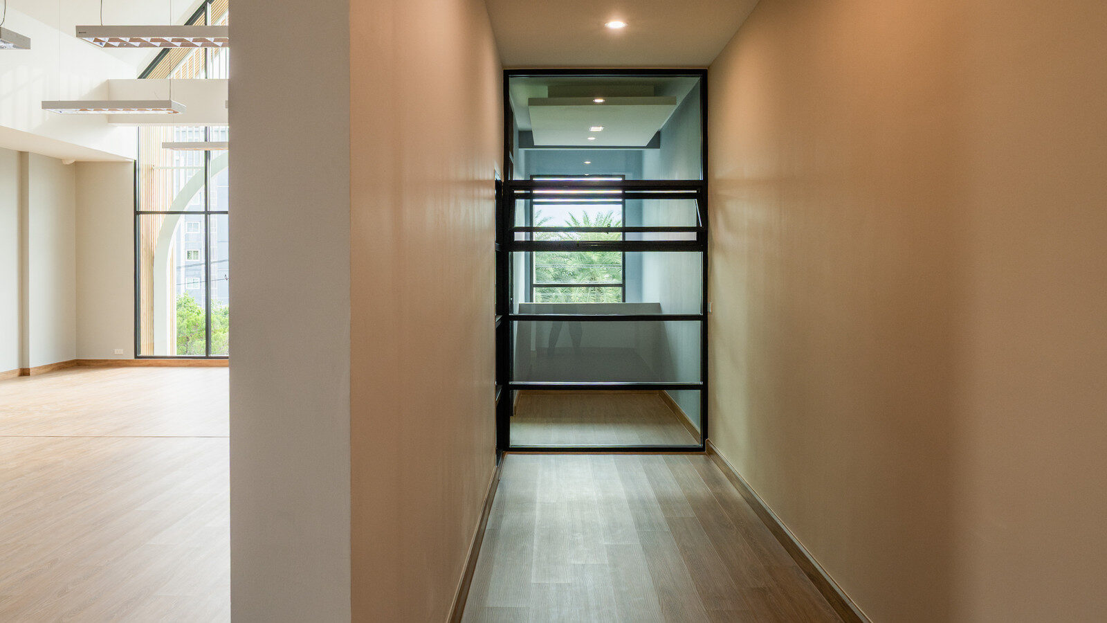 Na Nicha Huamark 10 豪华三层Home Office出租｜近黄色线｜可选配电梯