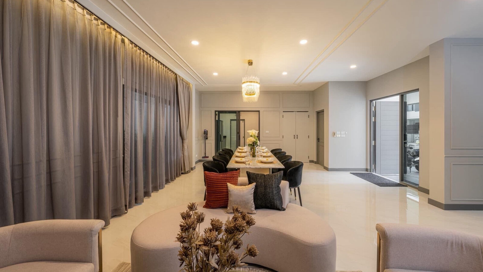 Luxury Detached House for Rent | The City Sukhumvit–On Nut | Spacious Outdoor Area
