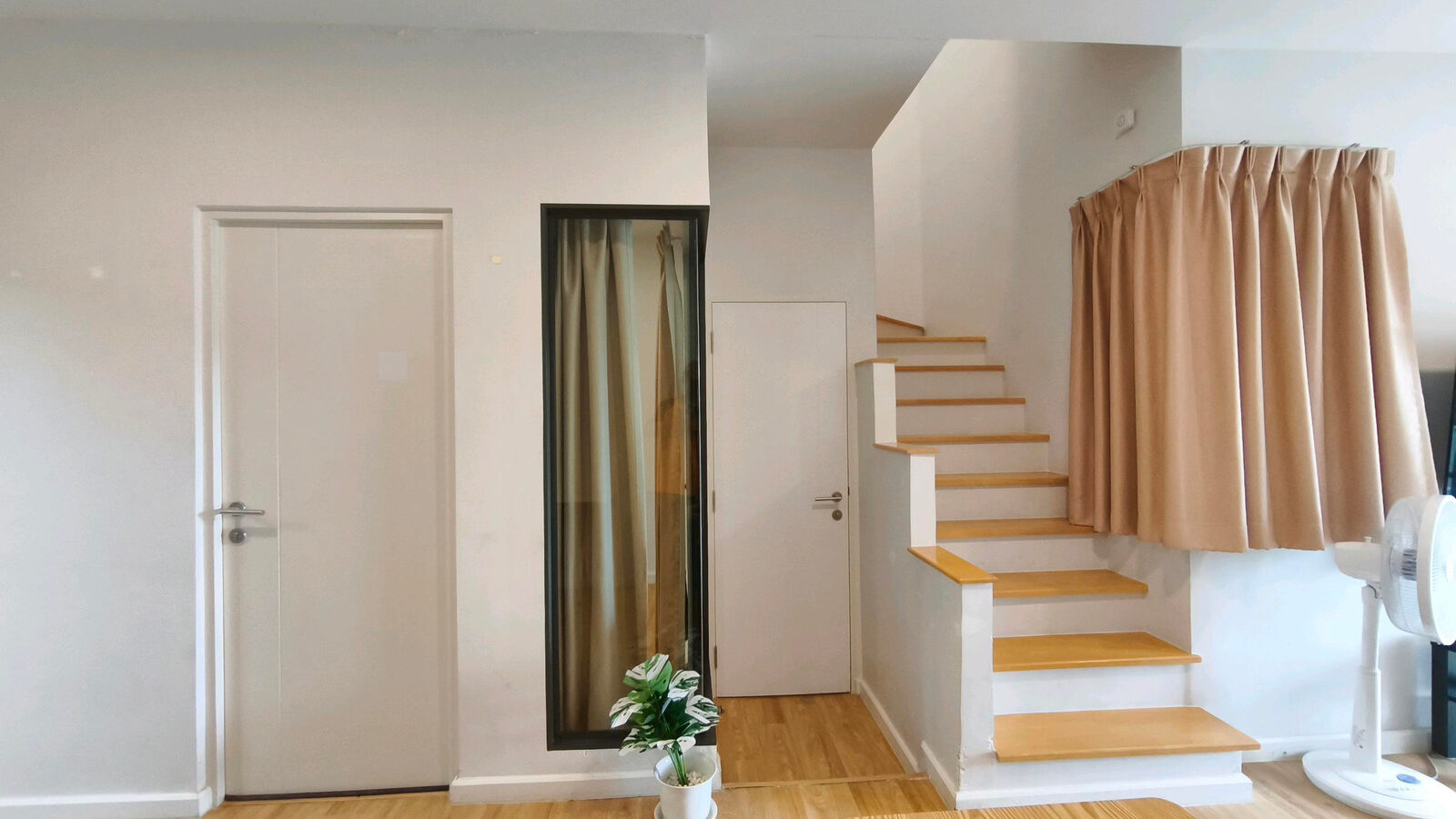 Corner Townhome for Rent | Siri Place Mega Bangna