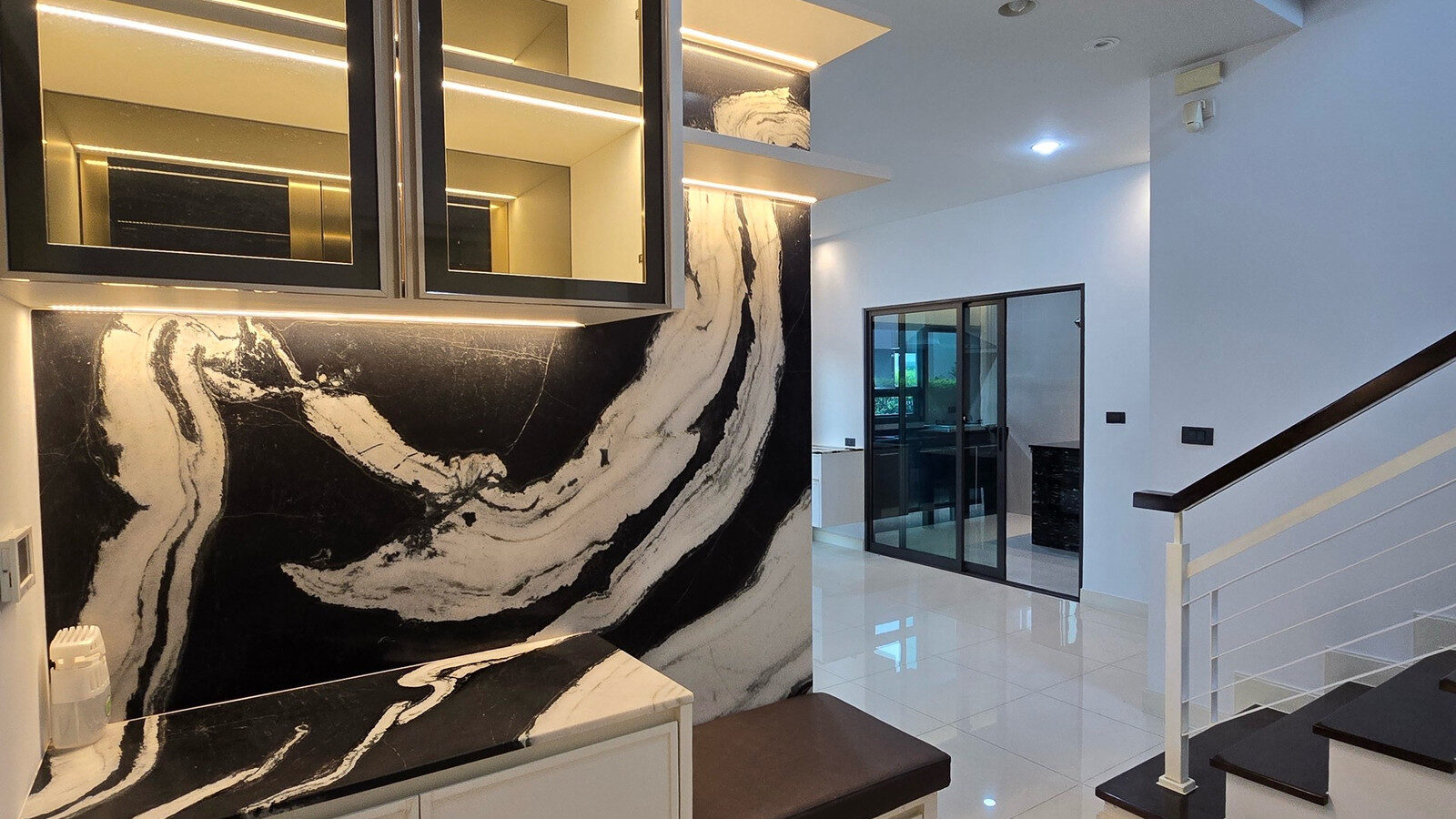 Luxury Detached House for Rent | Setthasiri Krungthep Kreetha 2