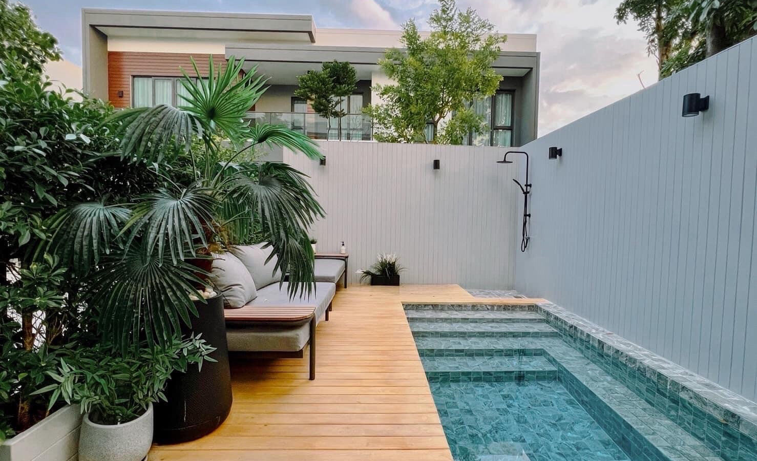 Luxury Detached House for Rent | The City Sukhumvit–On Nut | Spacious Outdoor Area