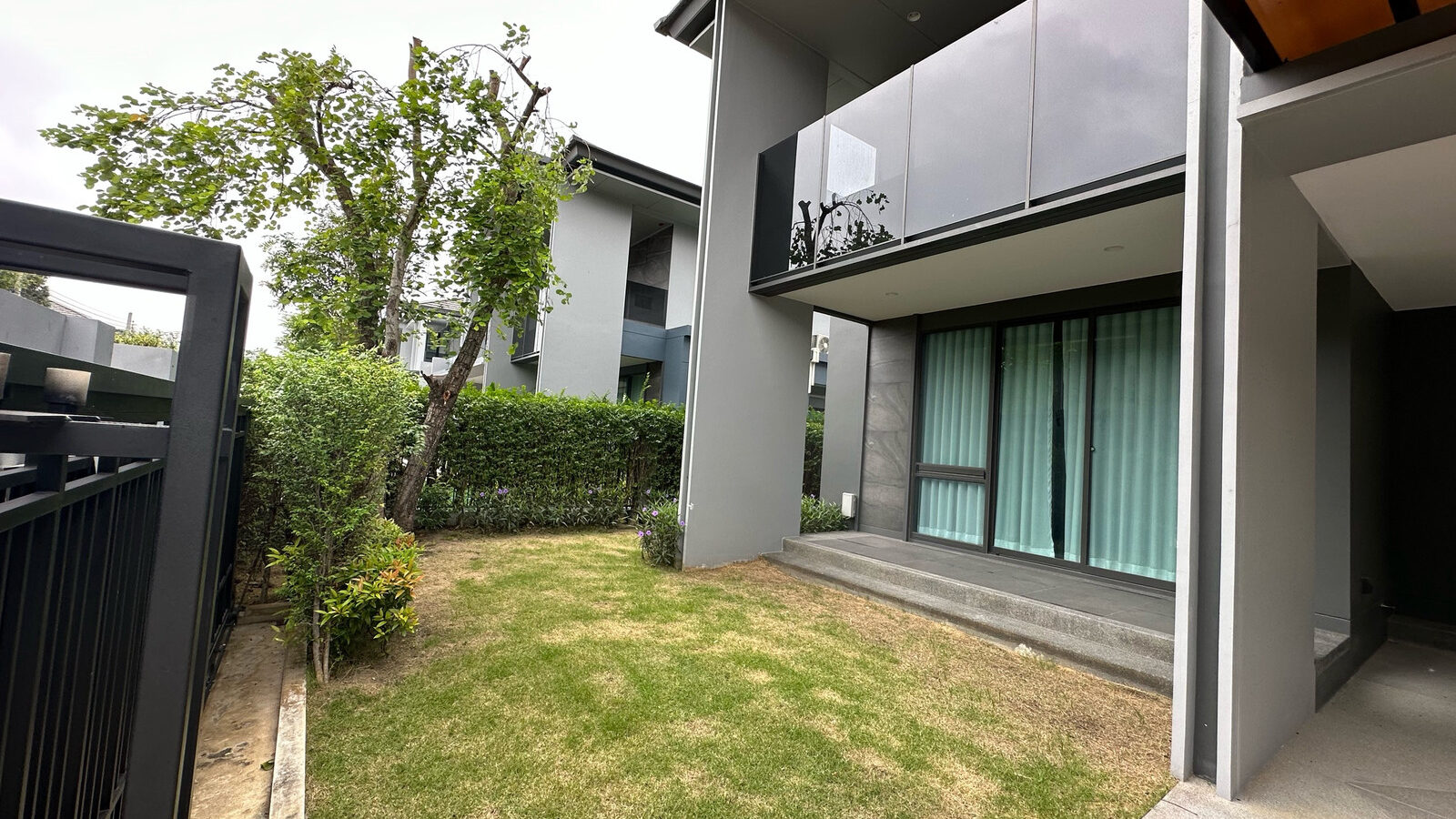 Luxury Detached House for Rent | Setthasiri Krungthep Kreetha 2