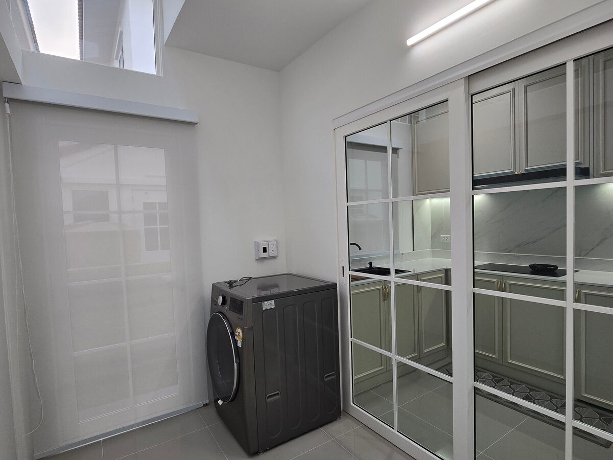 Golden Neo Sukhumvit–Lasalle 豪华两层独栋别墅出租