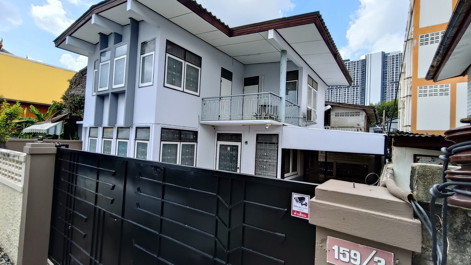 Renovated Detached House for Rent | Bang Sue–Bang Pho | Only 3 Minutes to MRT Bang Pho