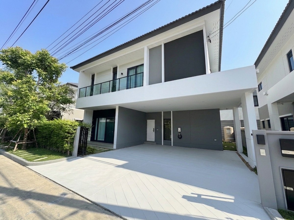 ให้เช่าบ้านเดี่ยว 2 ชั้น CENTRO วิภาวดี | บ้านใหม่ ทำเลโซนหน้าโครงการ