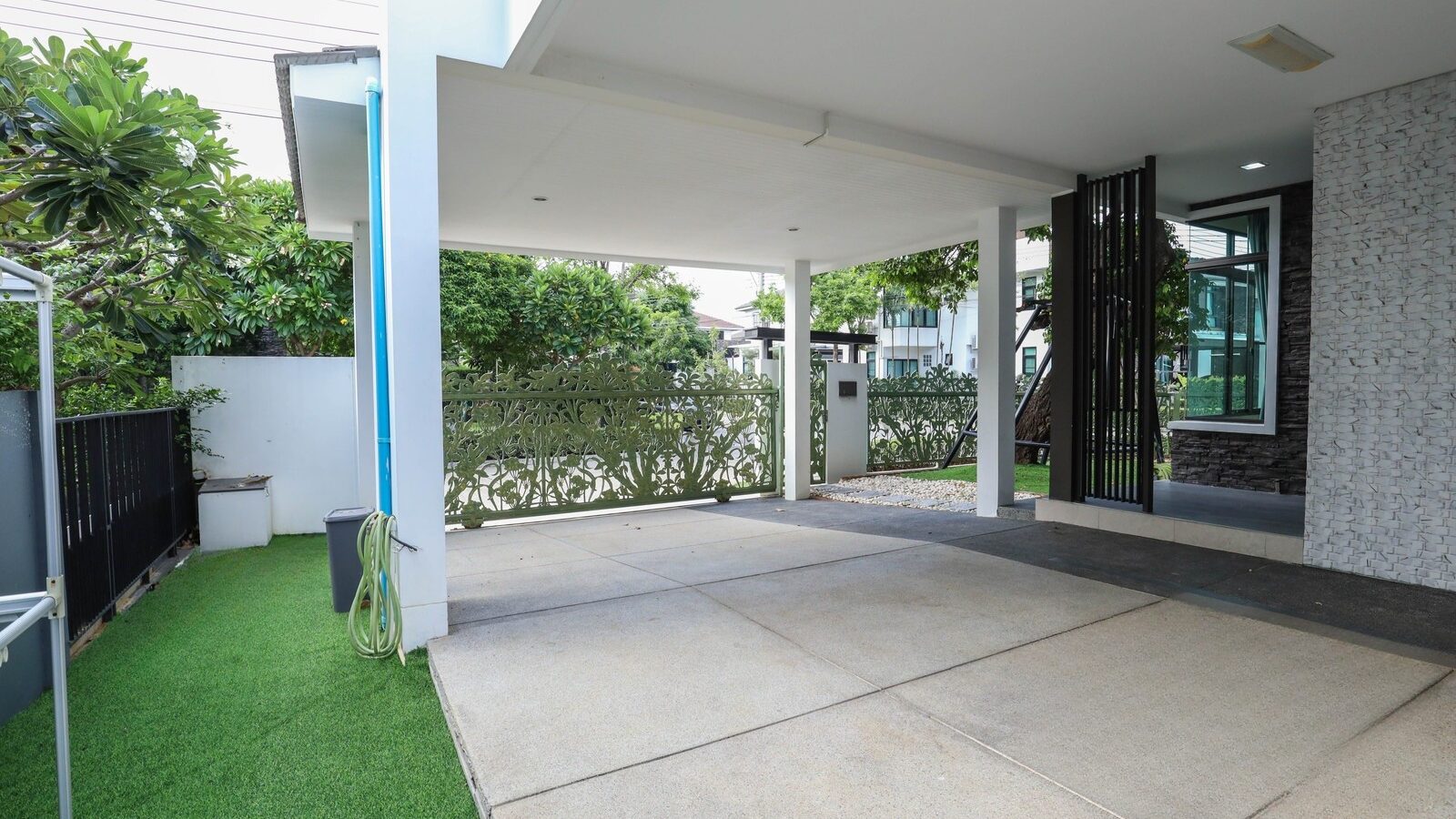 ให้เช่าบ้านเดี่ยว 2 ชั้น มัณฑนา วงแหวน–กัลปพฤกษ์