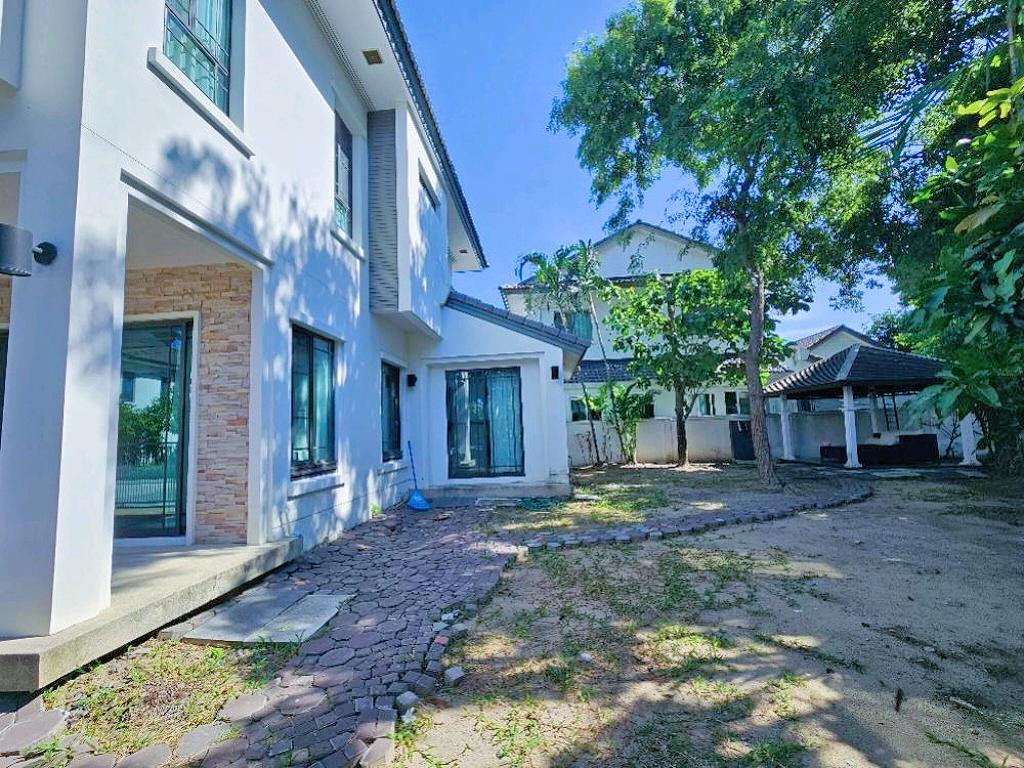 Detached House for Rent | Mantana Lake Watcharapol | Corner House in Lake Zone