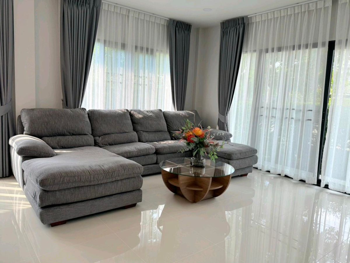 Luxury Corner Detached House for Rent | CENTRO Vibhavadi