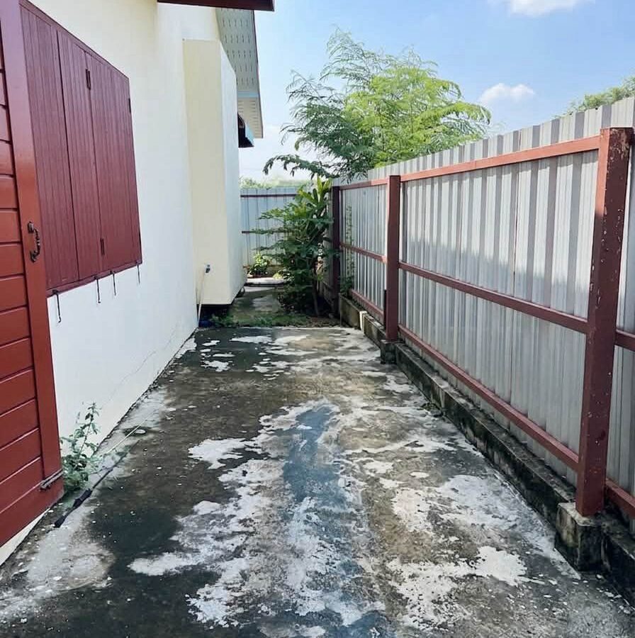 ขายบ้านบนที่ดิน 100 ตร.ว. | ทำเลสังฆสันติสุข ซอย 46