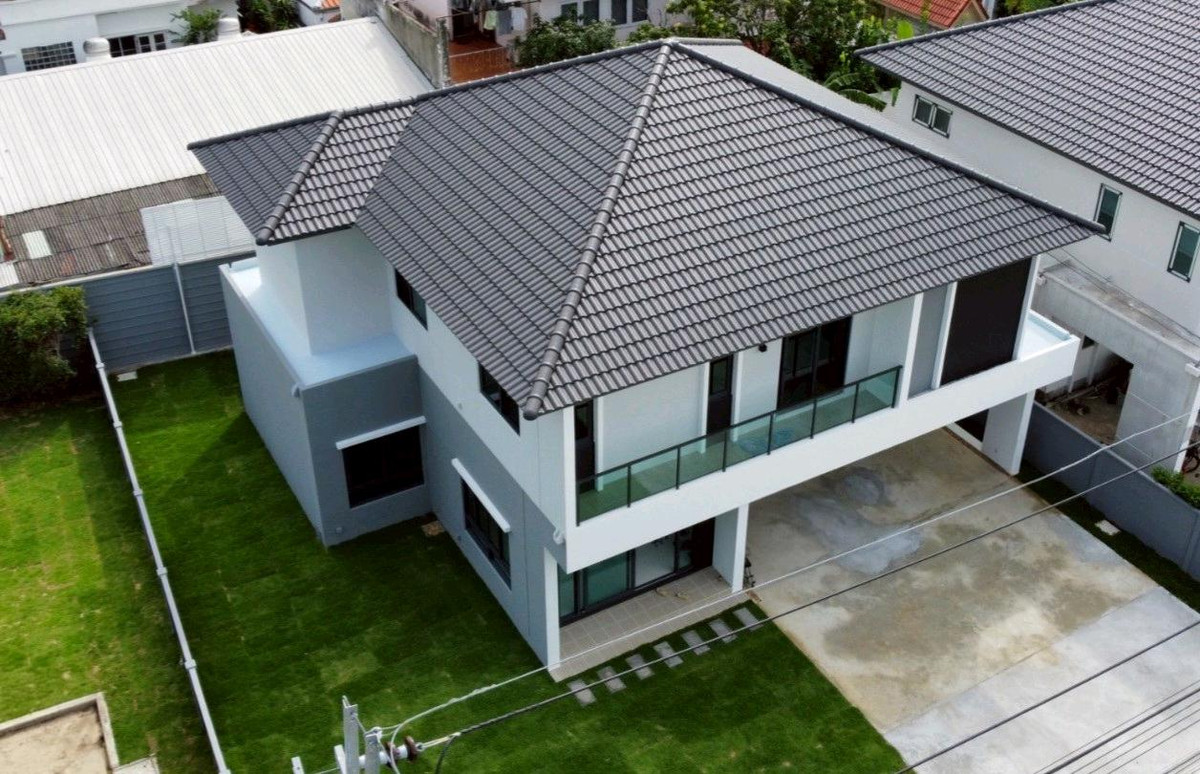 Centro Vibhavadi 大型转角独栋住宅出租｜近Harrow国际学校