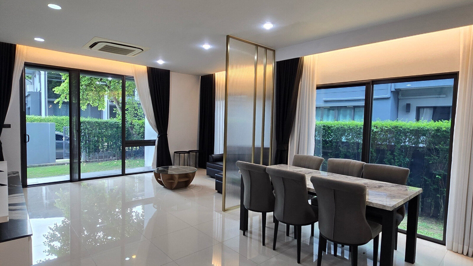Luxury Detached House for Rent | Setthasiri Krungthep Kreetha 2