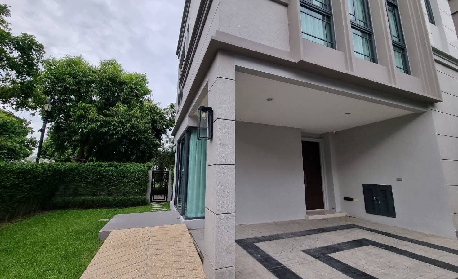 3-Storey Detached House for Sale | The Sonne Srinakarin–Bangna | Corner Unit Near Mega Bangna