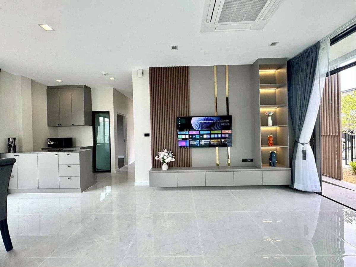 Luxury Detached House for Rent | Bangkok Boulevard Bangna KM.5 | Near Mega Bangna
