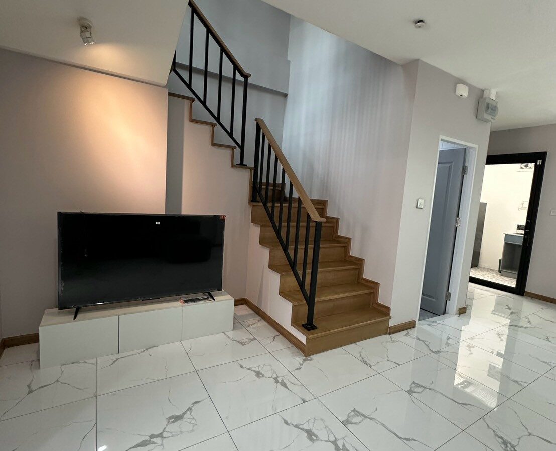 ให้เช่าทาวน์โฮม 3 ชั้น Siri House รัชดา 18 | ลาดพร้าว 80 เฟอร์ครบพร้อมอยู่