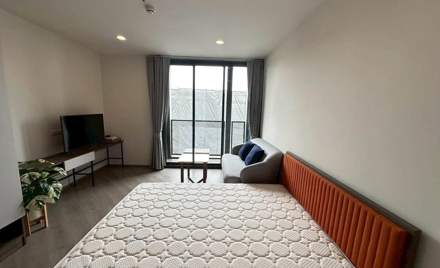 Condo for Sale – The Base Saphanmai | Next to BTS Sai Yud | Fully Furnished