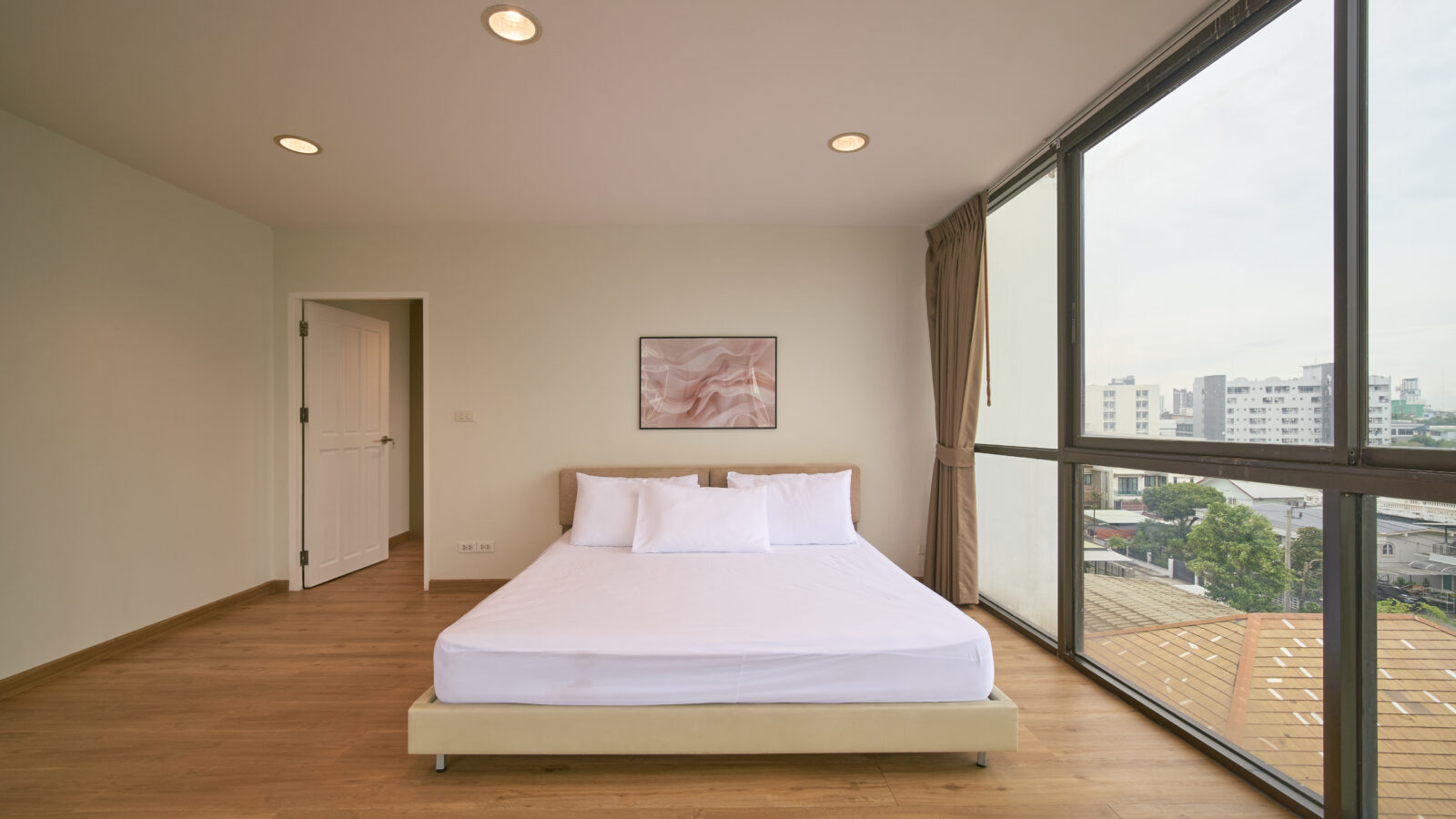 Newly Renovated Luxury Apartment for Rent | Tango Residences