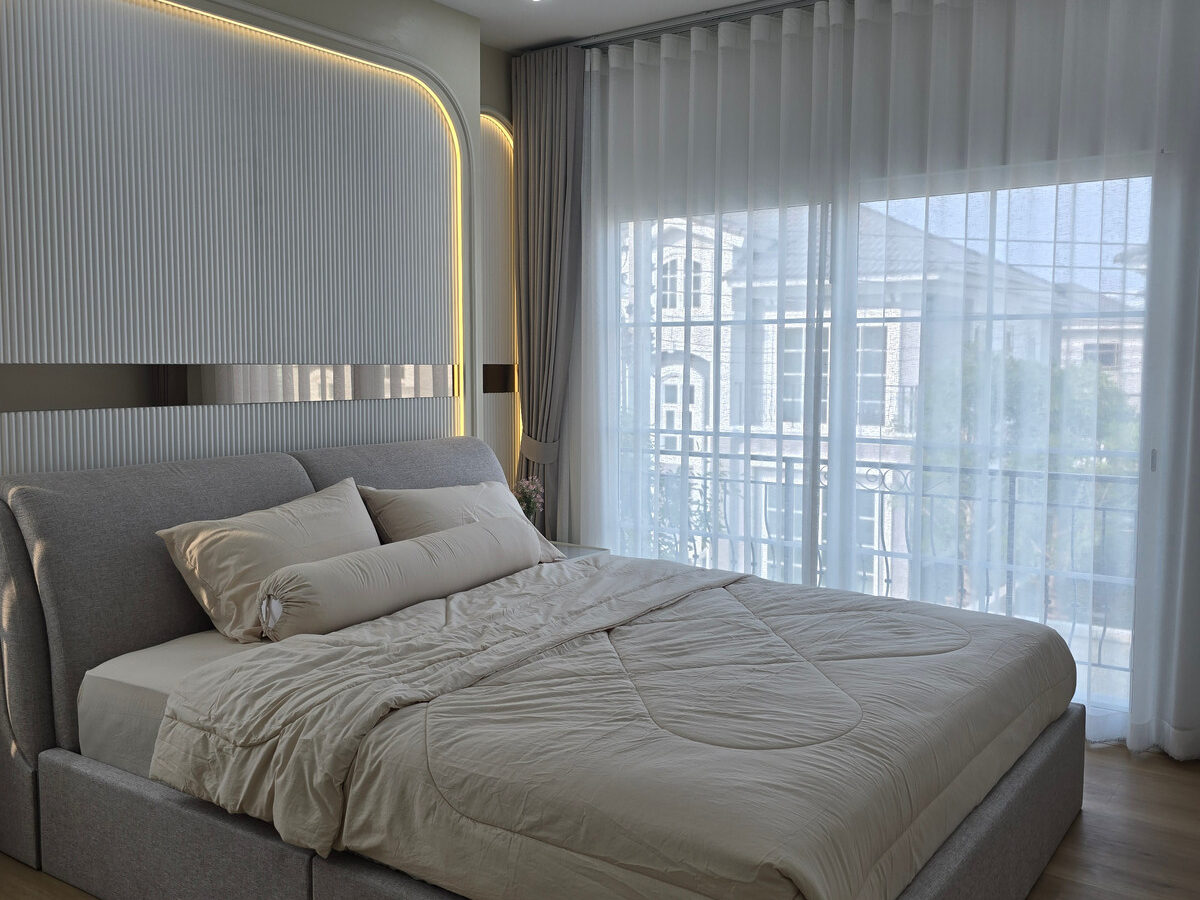 Golden Neo Sukhumvit–Lasalle 豪华两层独栋别墅出租