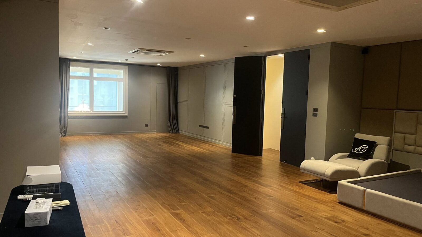 5-Storey Building for Rent | Prime Thonglor 23