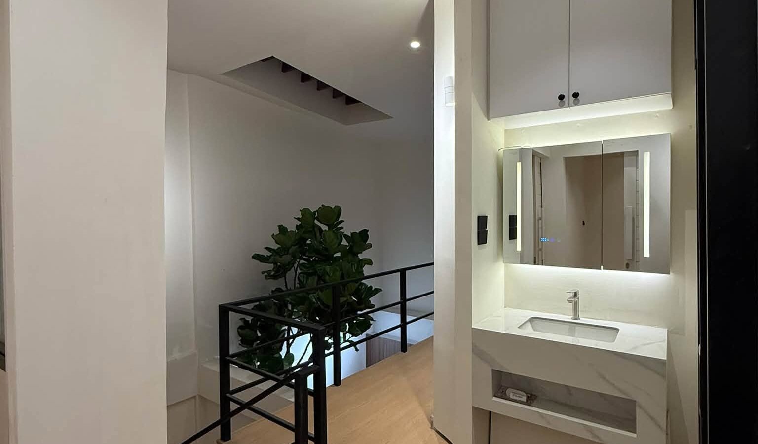 ขายทาวน์โฮม Modern Minimal ลาดพร้าว 41 | ใกล้ MRT ภาวนา
