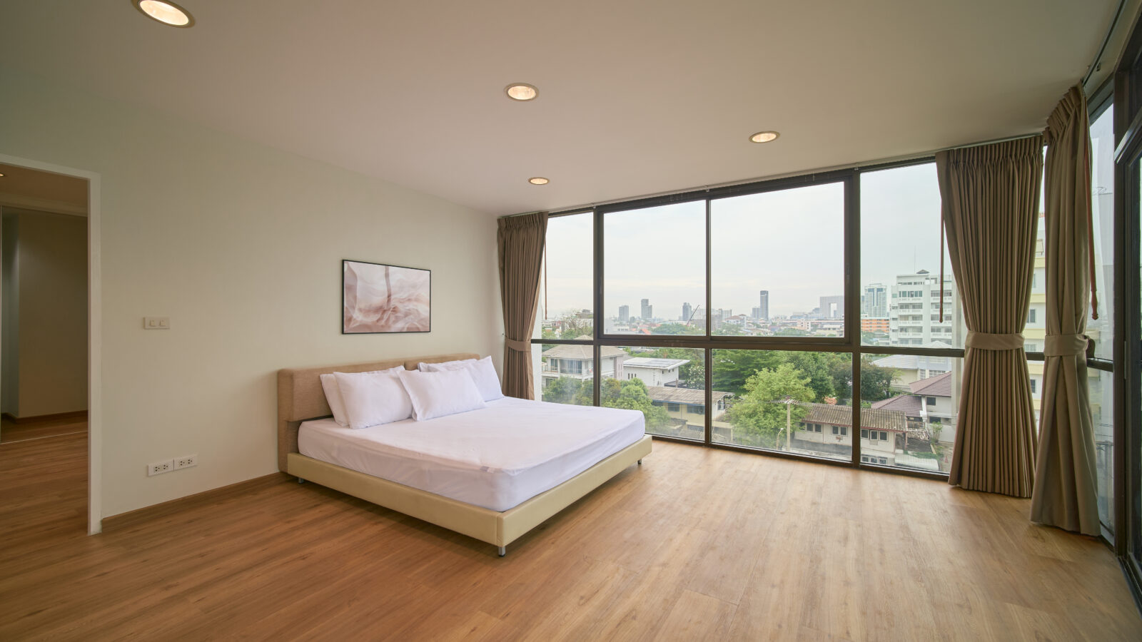 Newly Renovated Luxury Apartment for Rent | Tango Residences