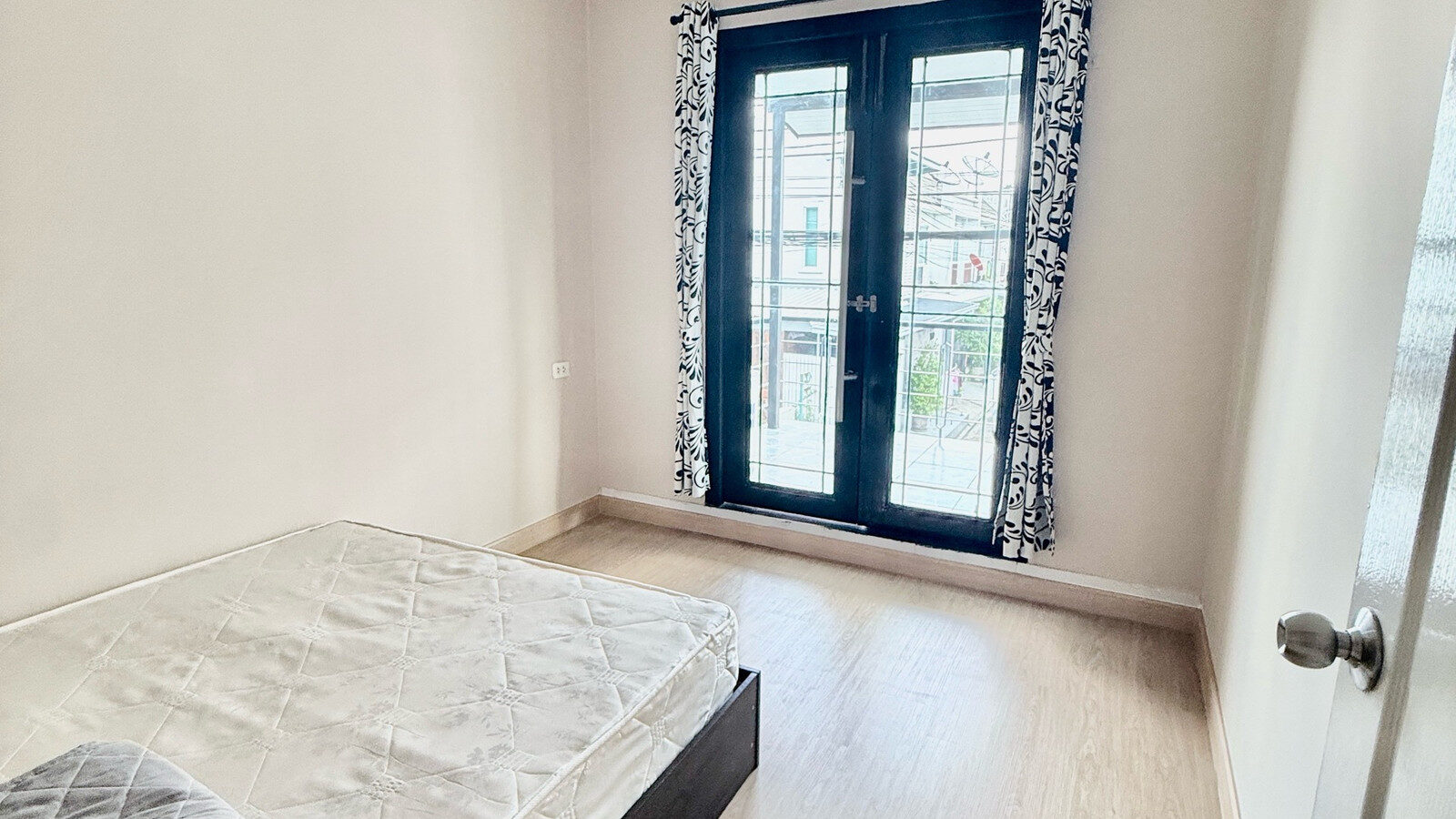 2-Storey Townhome for Rent | Areeya The Colors Lad Pla Khao