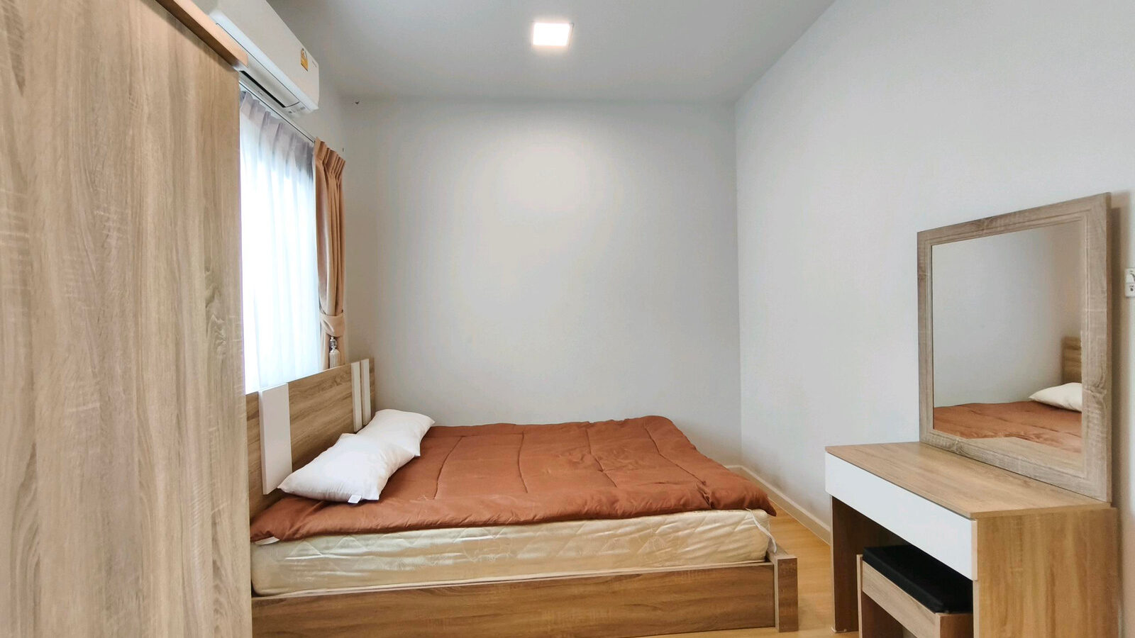 Corner Townhome for Rent | Siri Place Mega Bangna