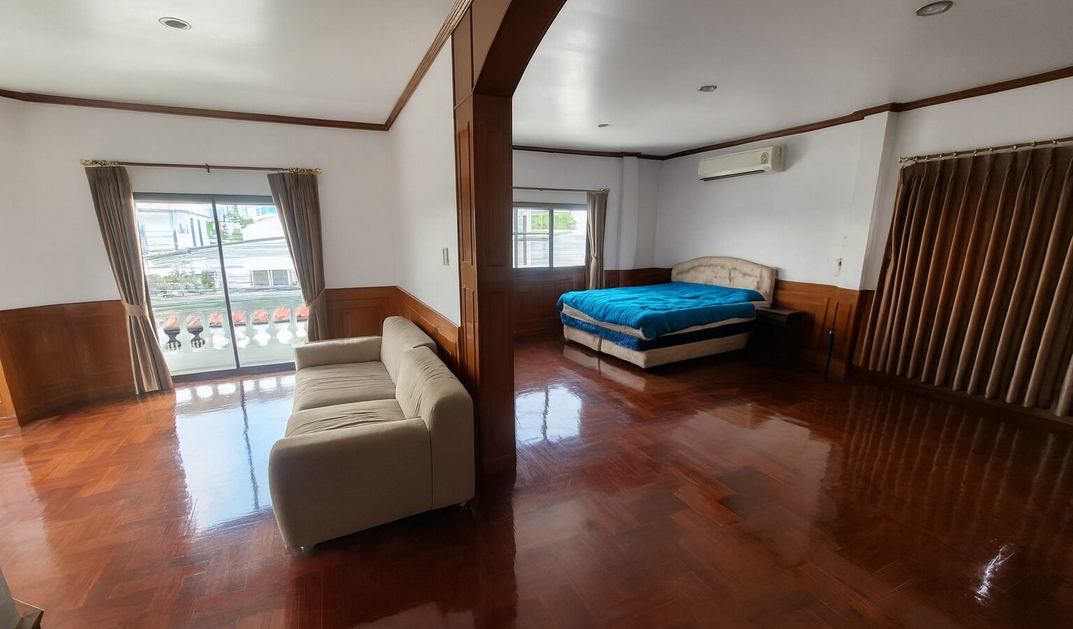 曼谷Huai Khwang独栋住宅出租｜近MRT及黄色线｜适合居住或Home Office