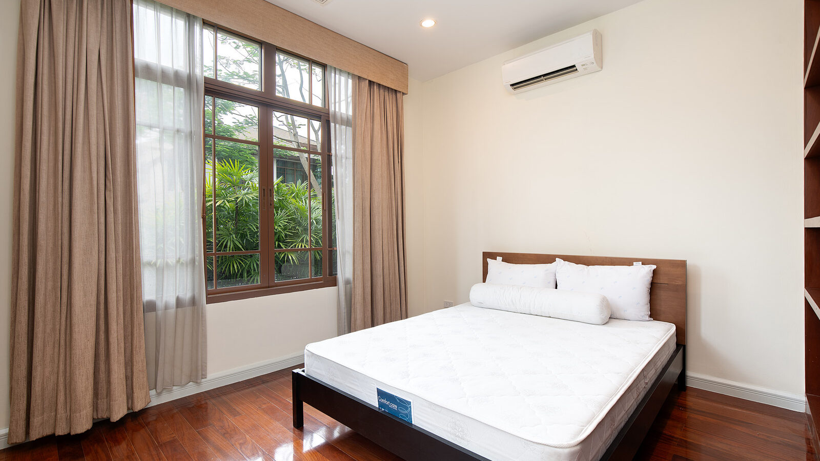 ให้เช่าบ้านเดี่ยว Super Luxury ทำเล Prime – แสนสิริ สุขุมวิท 67