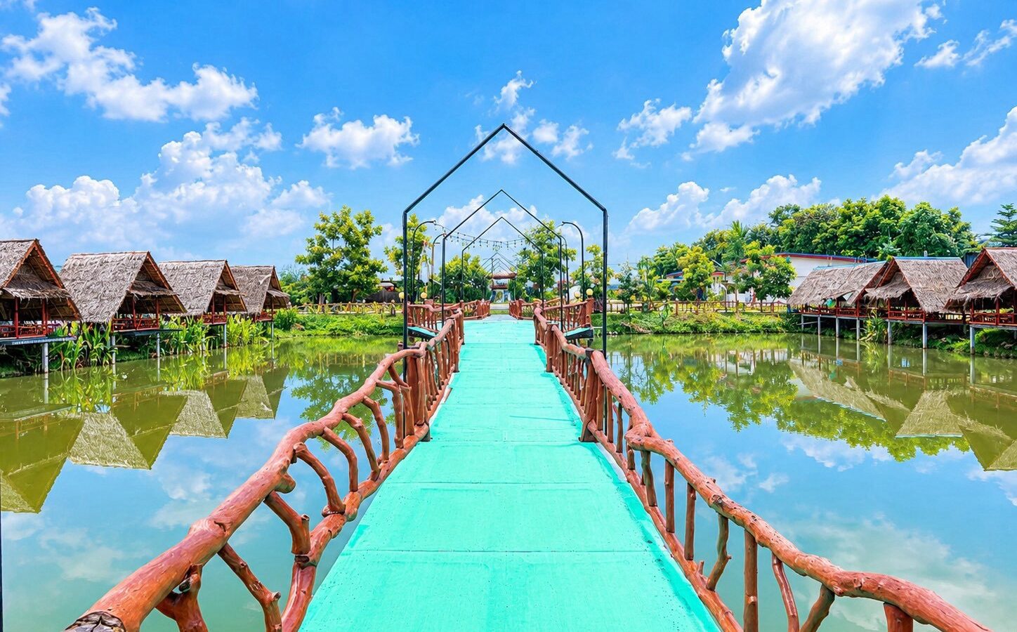 土地及现有建筑出售｜临4车道主干道｜Hua Na Kham – Yang Talat｜Kalasin