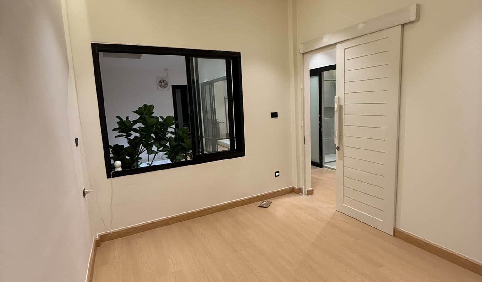 ขายทาวน์โฮม Modern Minimal ลาดพร้าว 41 | ใกล้ MRT ภาวนา