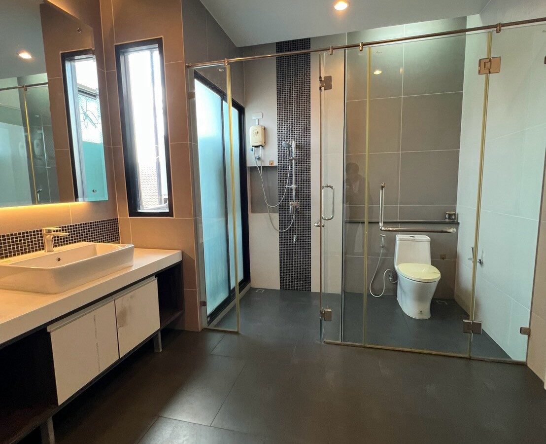 Home Office for Sale with Tenant | Corazon Prachachuen | Immediate Rental Income