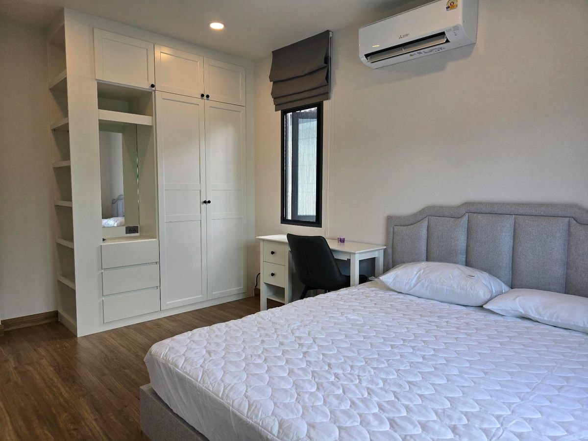 Luxury Corner Detached House for Rent | CENTRO Vibhavadi