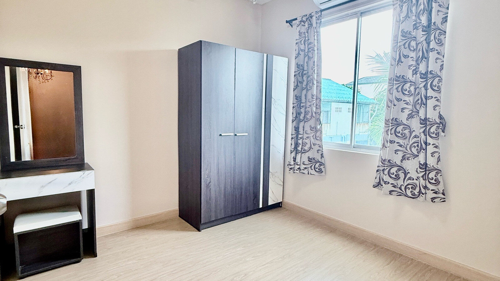 2-Storey Townhome for Rent | Areeya The Colors Lad Pla Khao