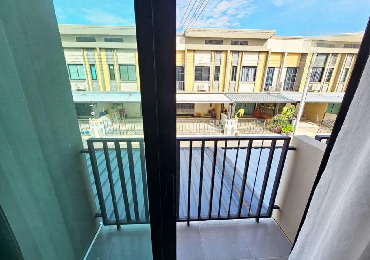 2-Storey Townhouse for Sale | S Gate Town Ratchaphruek–345
