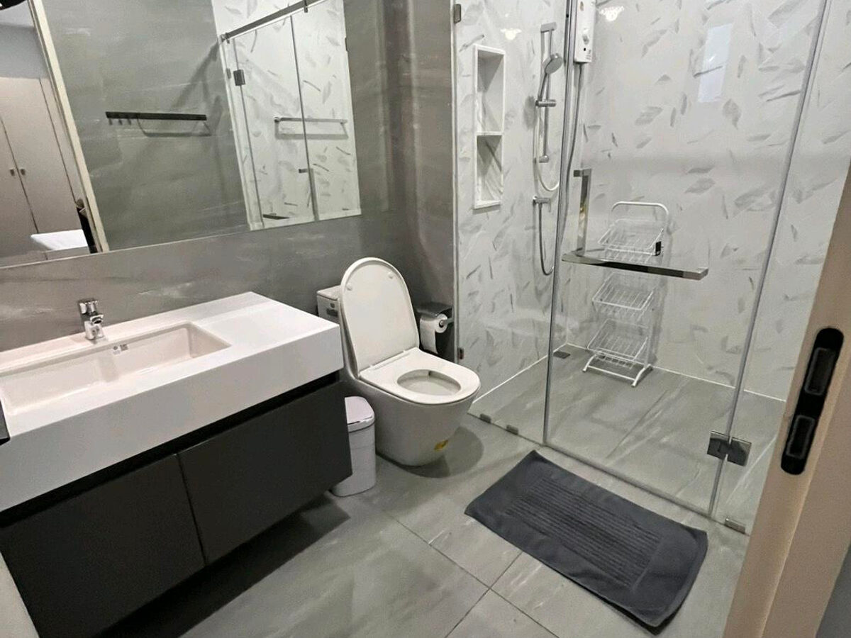 Luxury 3-Storey Pool Villa for Rent | The Honor Yothin Phatthana