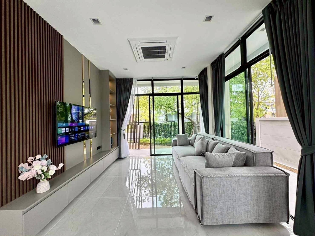 Luxury Detached House for Rent | Bangkok Boulevard Bangna KM.5 | Near Mega Bangna