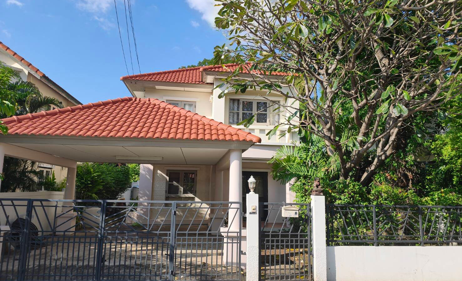For Sale | 2-Storey Detached House at Serene House Watcharapol