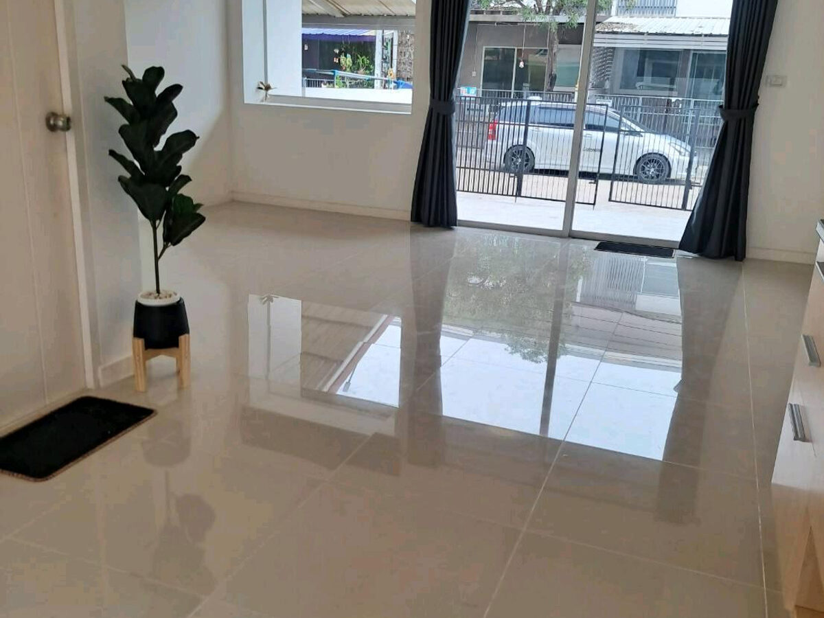 2-Storey Townhome for Rent | Indy 2 Pracha Uthit 90